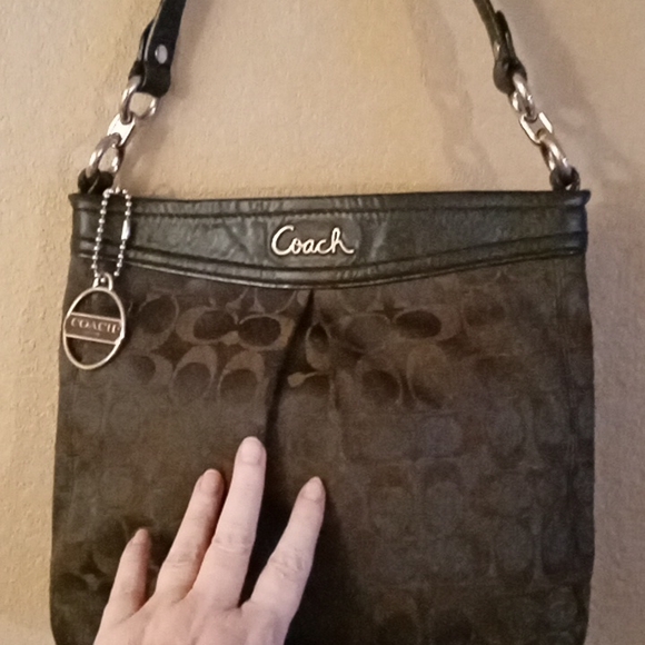 Coach Handbags - Vintage Coach👜